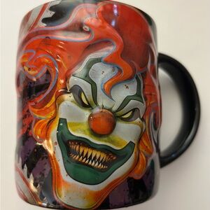 Mug: 2015 Universal Orlando halloween horror nights 25 creepy clown